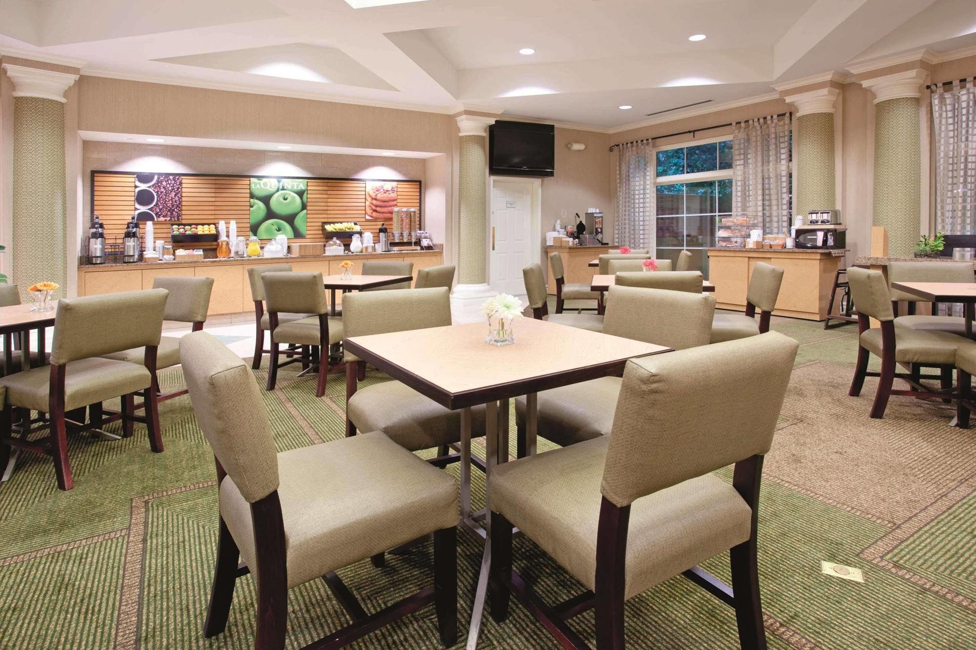 Hampton Inn Colorado Springs-Airport Exterior foto